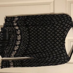 Long sleeve shirt- buttoned back